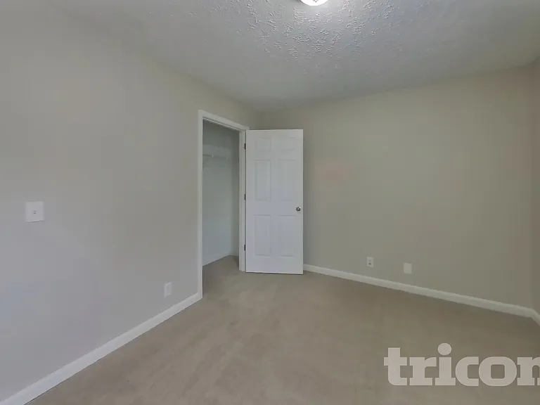1256 Lasalle Dr — Photo 14