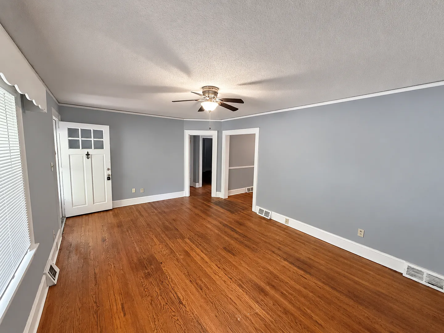 2BR House near NC State Fairgrounds — Photo 3
