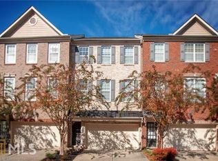 3265 Greenwood Oak Dr, Norcross, GA 30092