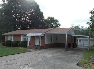 836 Colony Manor Rd, Chesapeake, VA 23321