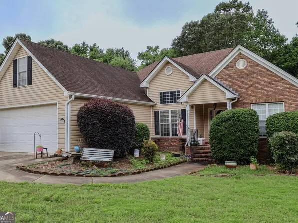 196 Lamar Ln, Hoschton, GA 30548