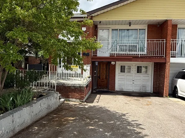 3777 Keenan Cres, Mississauga, ON L4T 3M1
