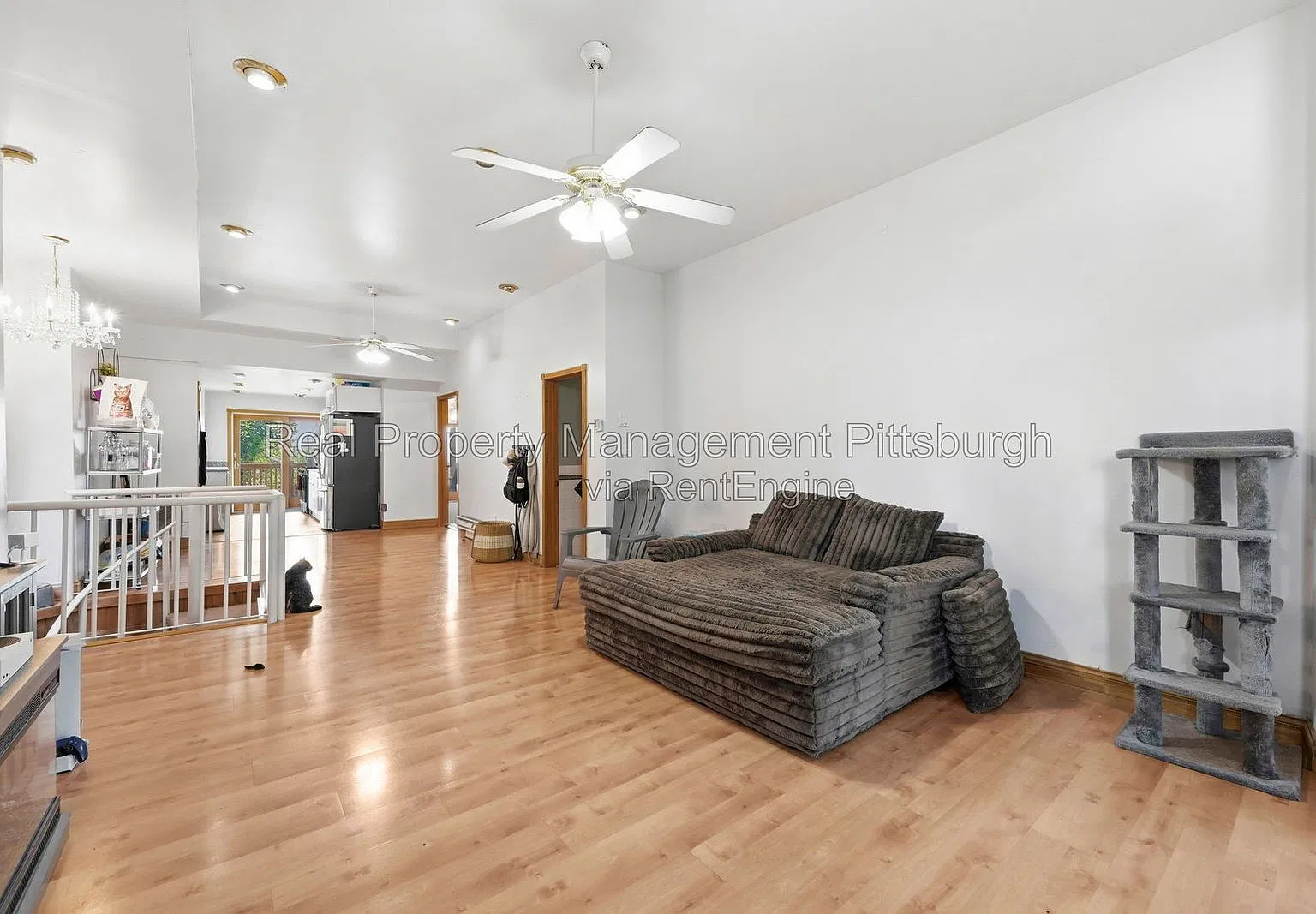 3 bed, 2.0 bath, 1350 sqft, $1,850 — Photo 2
