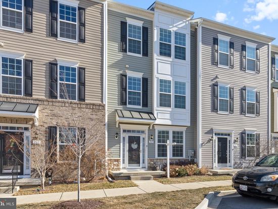 205 Spring Bank Ave, Frederick, MD 21701