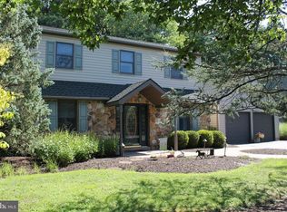 4 Ruhl Dr, Perkasie, PA 18944