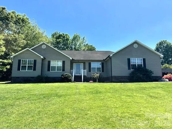 311 Random Dr, Salisbury, NC 28147