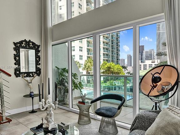 2nd image of 41 SE 5th St APT 801
