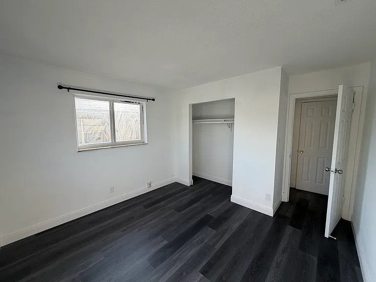 1434 SW 33rd St #1 — Photo 5