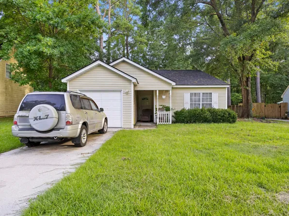 112 Blueridge Trl, North Charleston, SC 29418