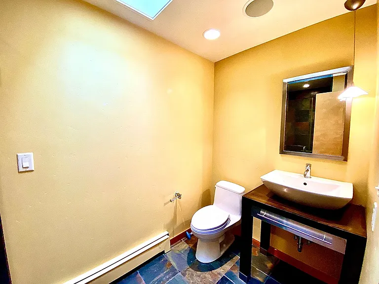 306 E Curling Dr — Photo 27