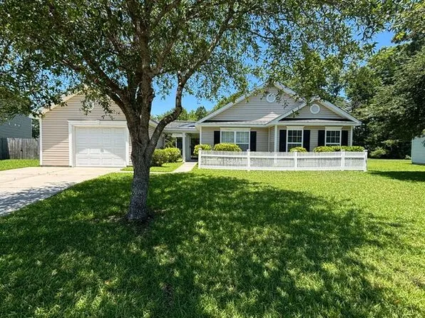 504 Savannah River Dr, Summerville, SC 29485