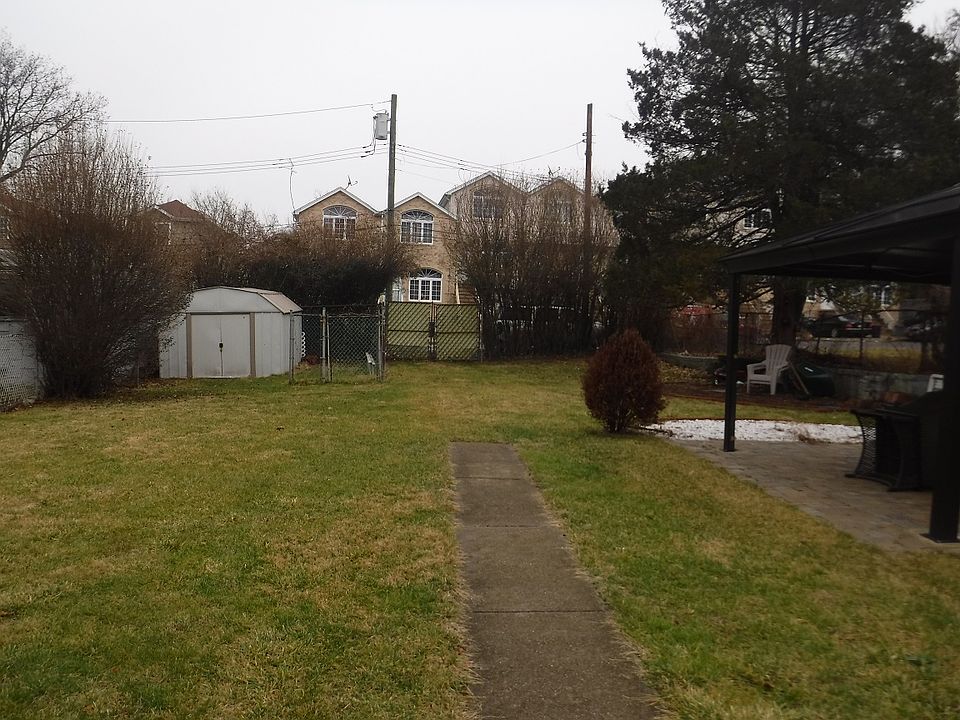2nd image of 0 Trumbull Pl