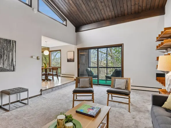 6115 Lincoln Dr APT 353, Edina, MN 55436