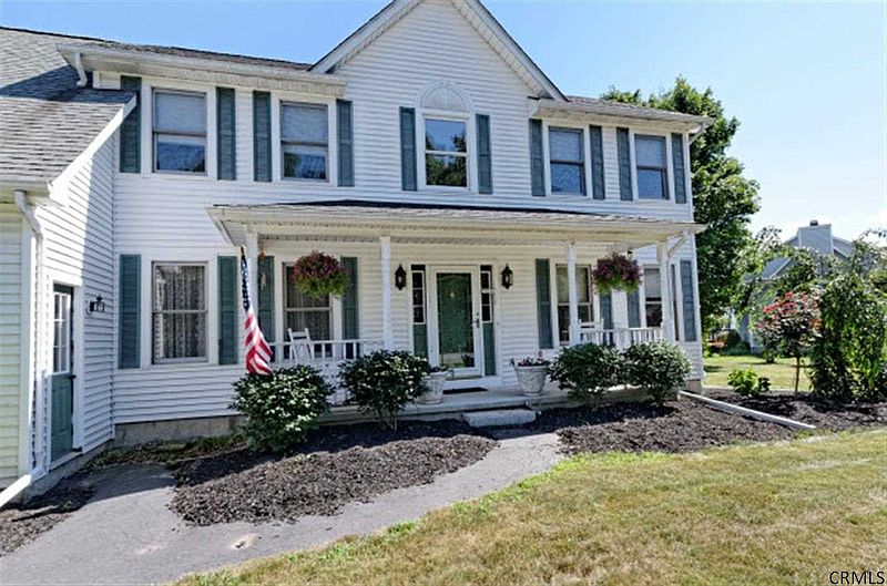 2nd image of 106 DRAHOS Drive