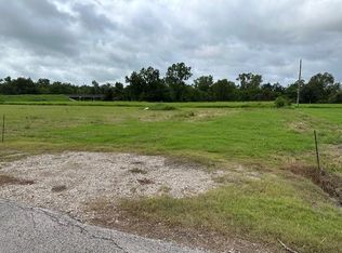 0 Little Dogie Rd, Wallis, TX 77485
