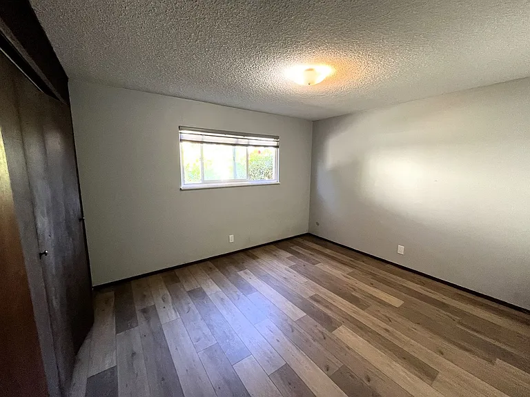 1210 J St — Photo 12