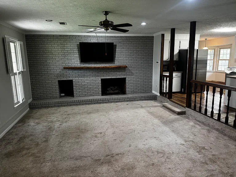 904 Chapel Ridge Dr — Photo 9