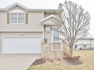 1304 Henry St, Normal, IL 61761