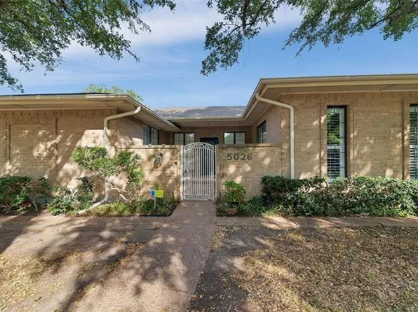 5026 Bellaire Dr S, Fort Worth, TX 76109