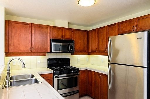3rd image of 1240 India St Unit 521
