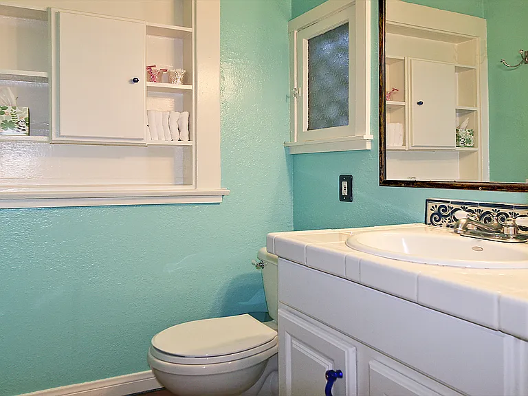 Bathroom stocked w/soaps, shampoo, towels, face cloths, amenities