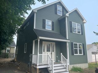 90 Lupine Rd, Lowell, MA 01850
