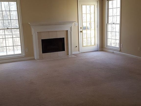 4th image of 3487 Heatherwood Ct