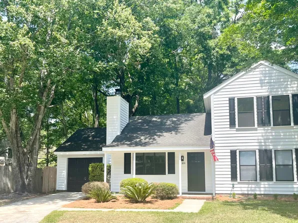 109 Edgewood Ln, Goose Creek, SC 29445