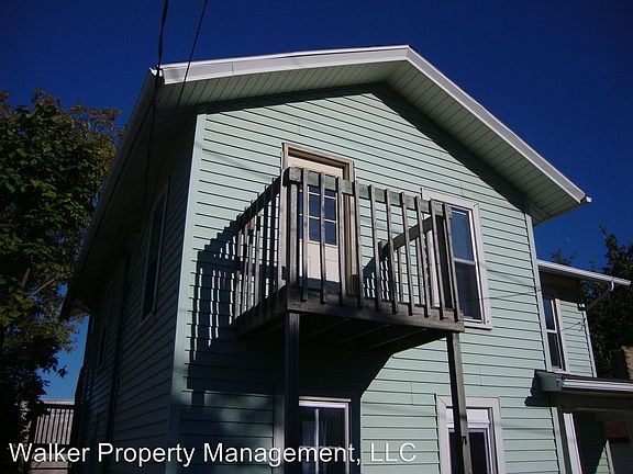 2nd image of 16 1/2 N Washington St