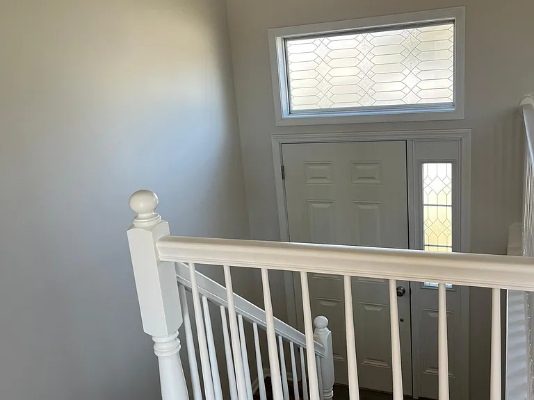 1407 Spruce Dr — Photo 3