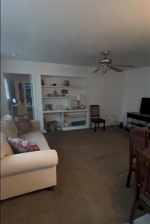 1 bed, 735 sqft, $1,025 — Photo 3