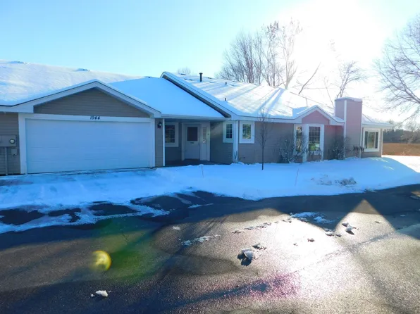 1944 Granite Ave N, Oakdale, MN 55128