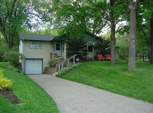 85 Kingsview Ln N, Plymouth, MN 55447