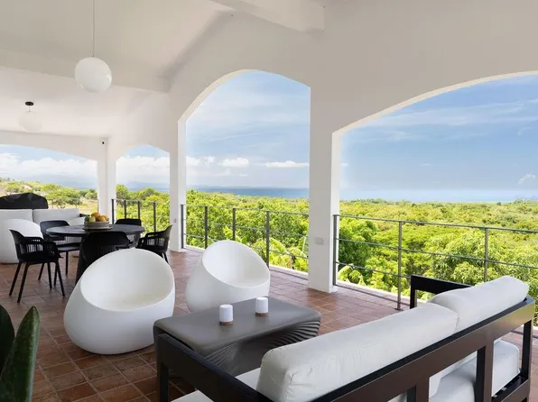 43 Carr Kmhm #201-1, Vieques, PR 00765