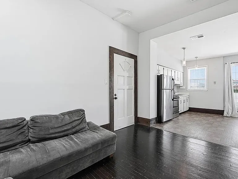 219 Abercorn St #FF3 — Photo 3