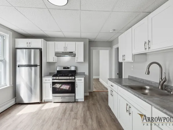 33 Jordan St #1R, Lawrence, MA 01841
