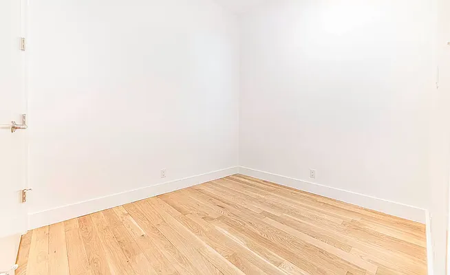 Rented by REAL New York | media 22