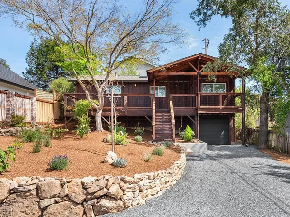 8109 Maple Avenue, Forestville, CA 95436