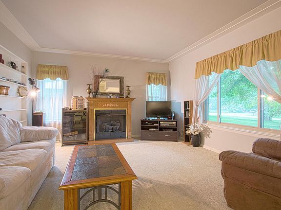 5th image of 1046 Rosalie Ave NW