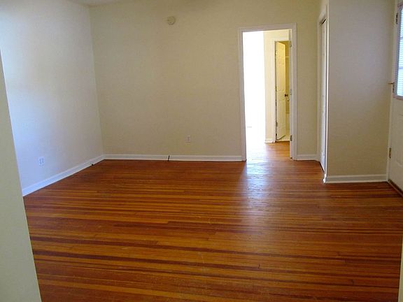 3rd image of 202 Gatchell St APT 3
