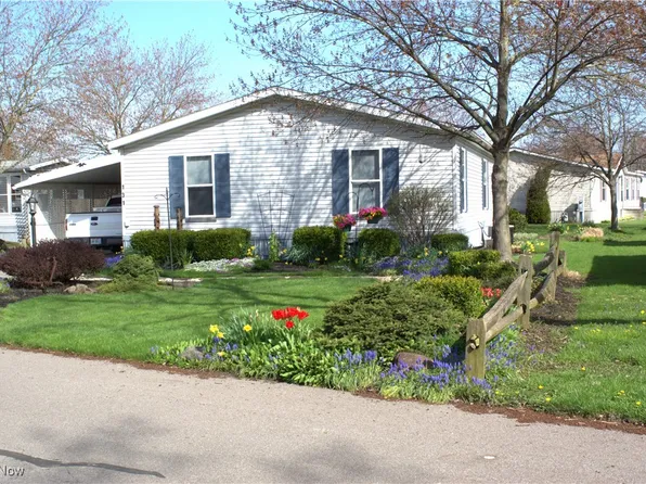 131 Birchbark Dr, Elyria, OH 44035