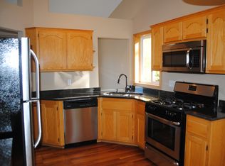 9139 Bataan St NE, Blaine, MN 55449