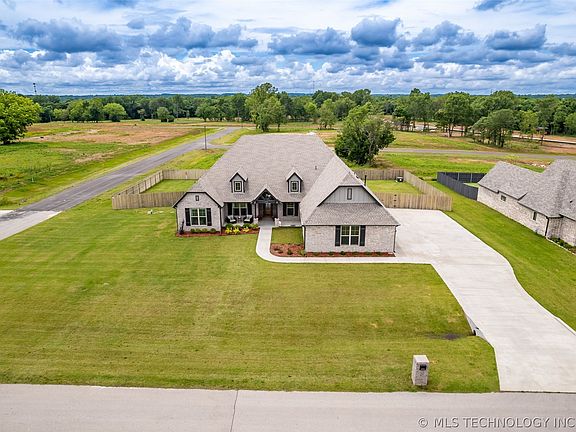 4th image of 5796 S 254th East Ave