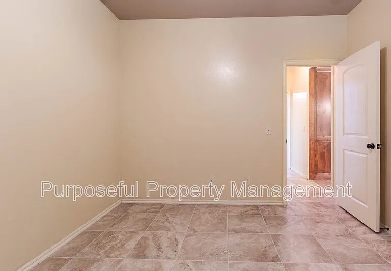 9008 NW 79th St — Photo 31
