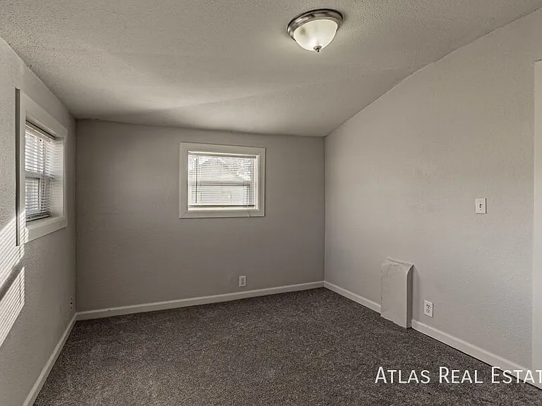398 S Raleigh St — Photo 11