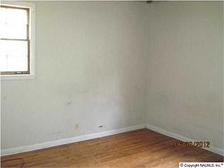 3rd image of 1801 Golf Club Ln NW
