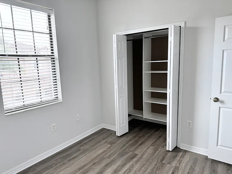 4228 Via Piedra Cir — Photo 9