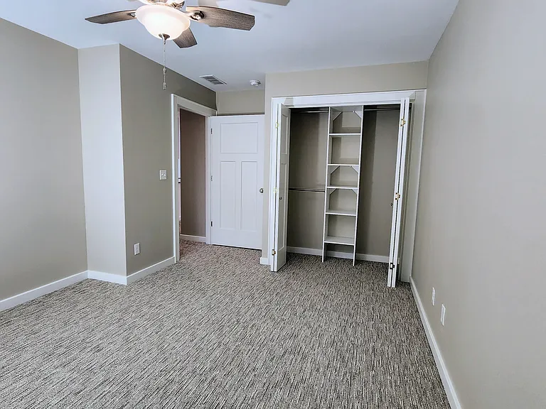 512 W Broadway Ave — Photo 14
