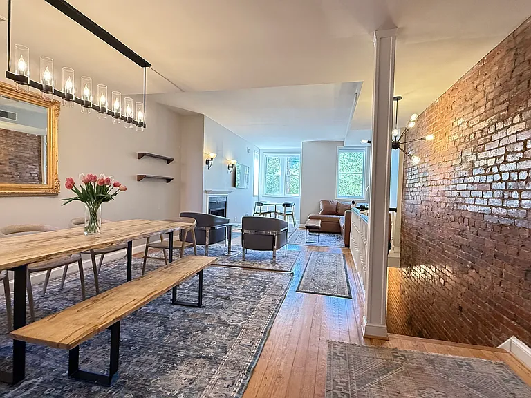 1118 F St NE #3 — Photo 3