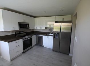 3327 Guilford Ct, Naples, FL 34112